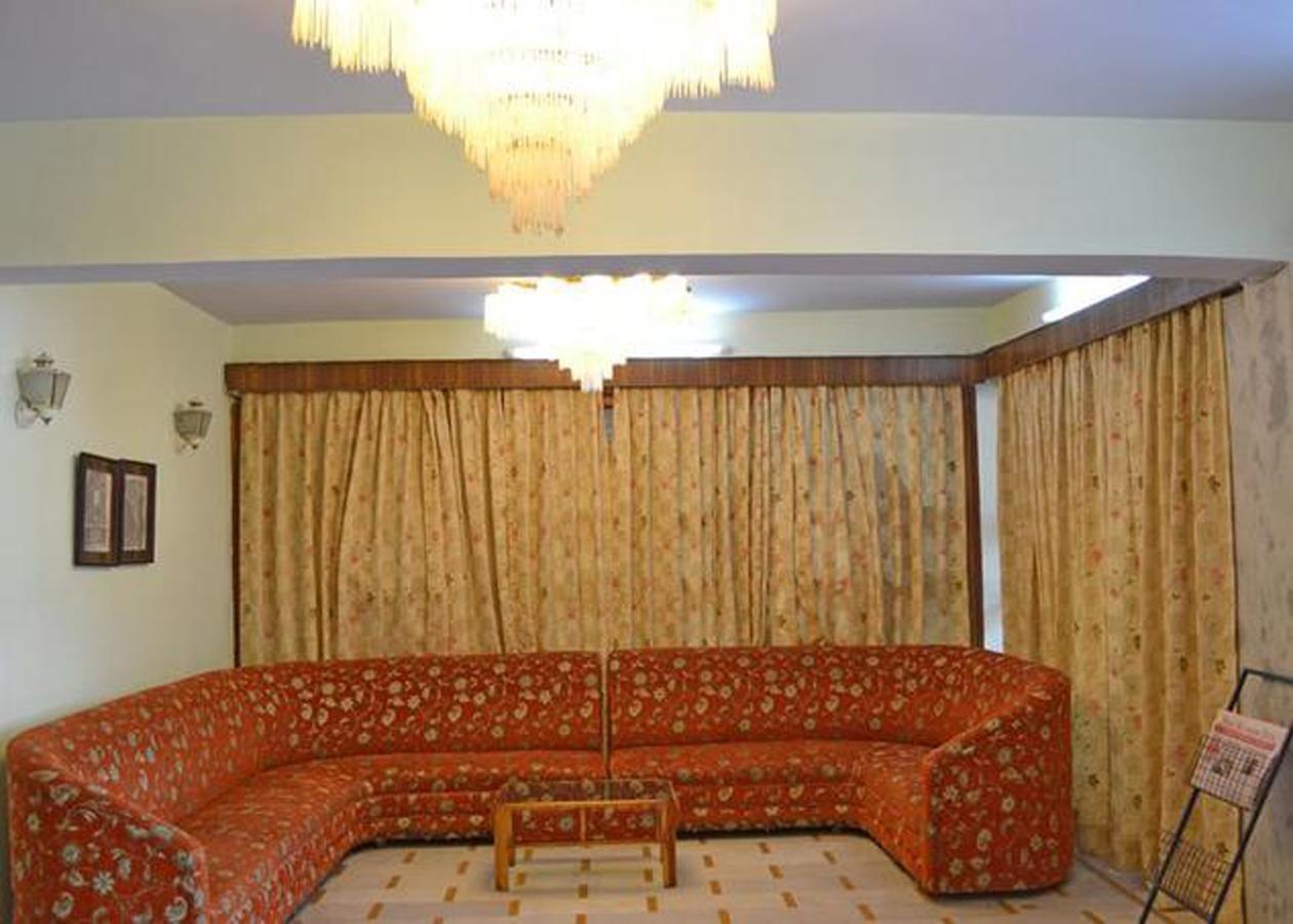 Hotel Radhe Continental Nainital Exterior foto